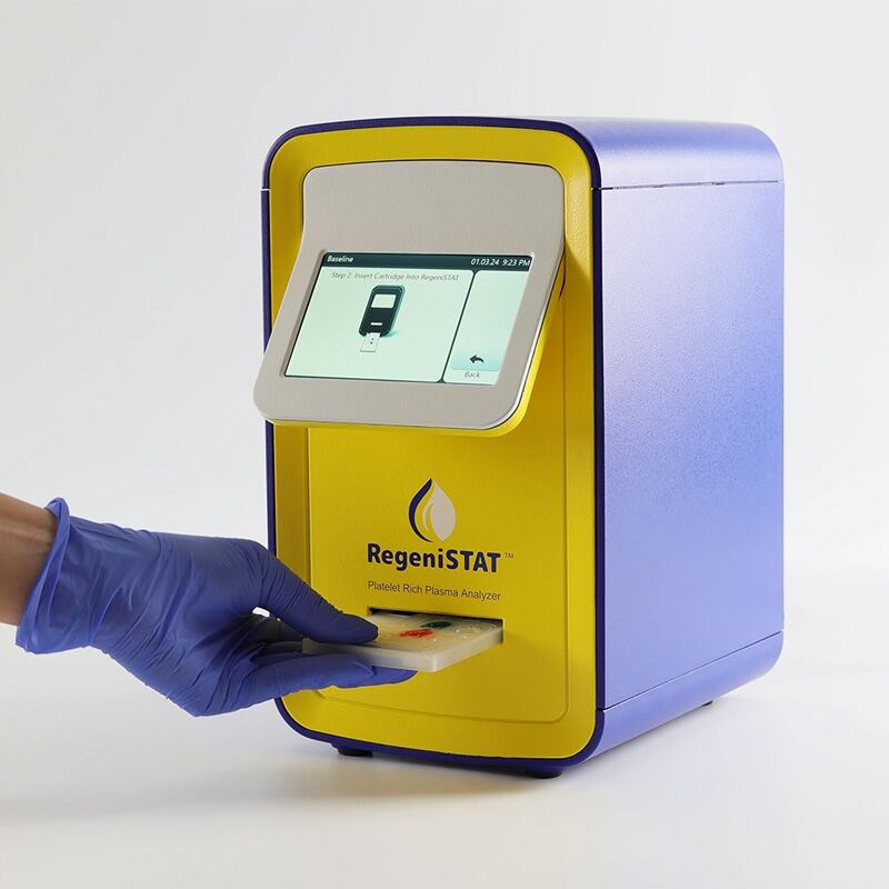 Emcyte Regenistat platelet analyzer and counter